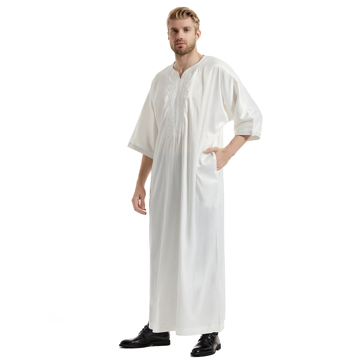 Men's Satin Mid-sleeve Embroidered Robe